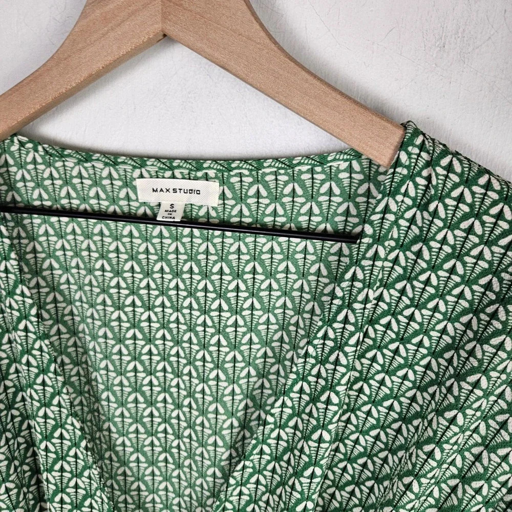 Max Studio Ruffle Trim Wrap Midi Dress S Green‎ Print Crepe V-Neck